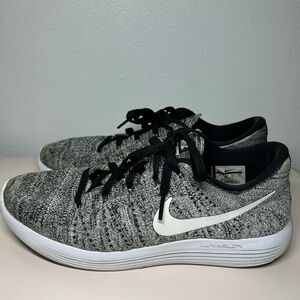 Nike LunarEpic Flyknit "Oreo" Low Athletic Running Shoes Men's Size 10 Grey